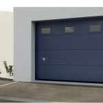 Quelle porte de garage choisir : enroulable ou sectionnelle ?