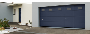 Quelle porte de garage choisir : enroulable ou sectionnelle ?