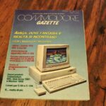 Couverture du magazine Commodore Gazette sur planche en bois